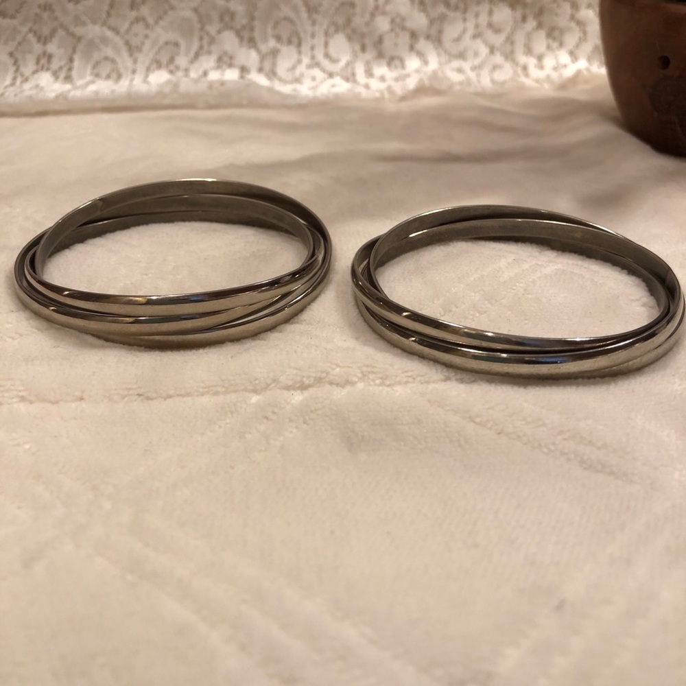 3 Interlocking Bangle Bundle - Picture 7 of 7